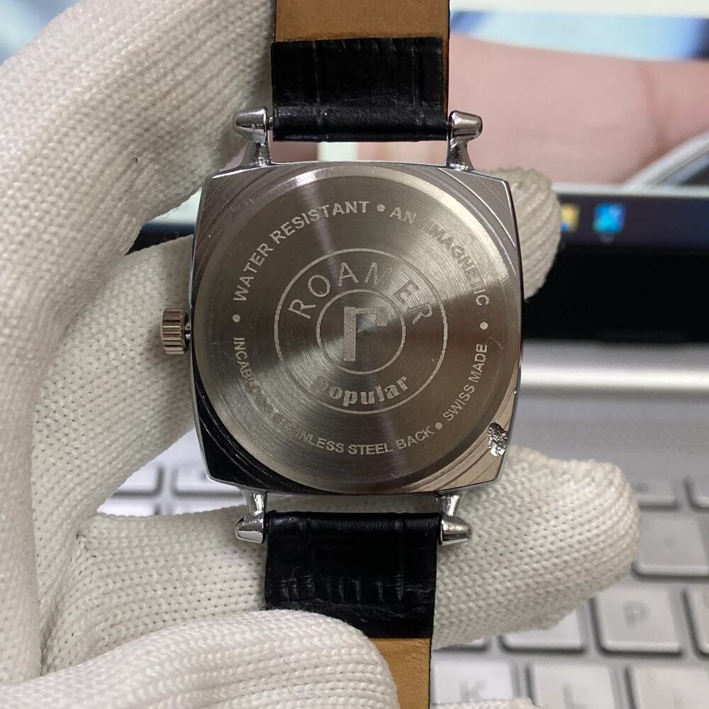 Vintage 1978 Roamer Manual Mens Silver Watch W/Leather Strap & Black accents - Picture 3 of 7